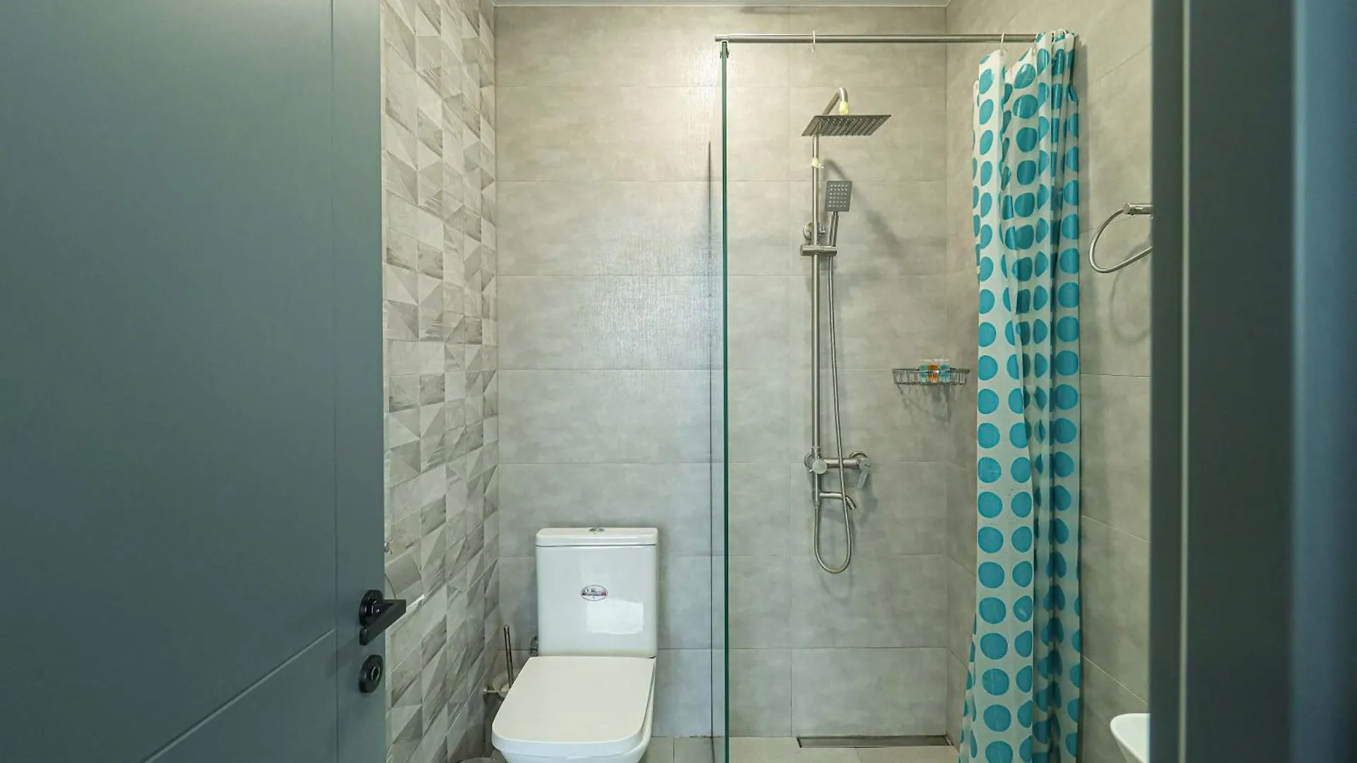 Modern Apartment Overlooking Τυφλίδα